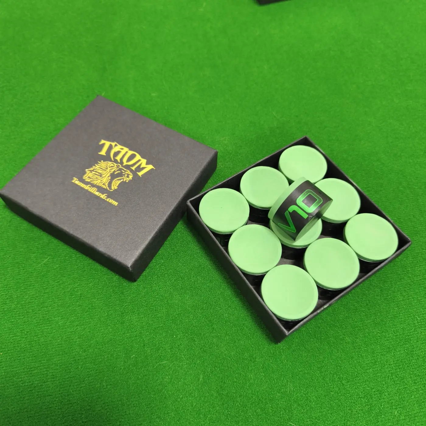 Taom V10 Green Professional Pool Cue Chalk - 1 Piece (Made In Finland)