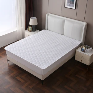 Bulk Supply Breathable Waterproof Mattress Protector for Home/Hotel Use