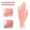 Prótesis de mano no flexible