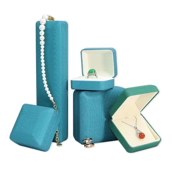 A large number of spot PU leather iron jewellery box ring pendant bracelet box three sets of boxes factory direct sales
