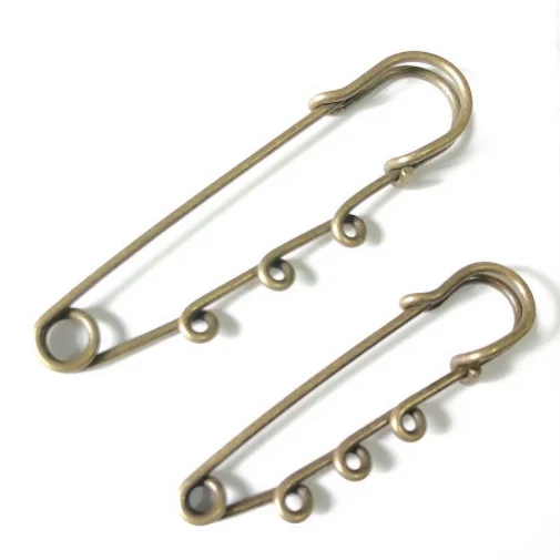 GIANT SAFETY PIN