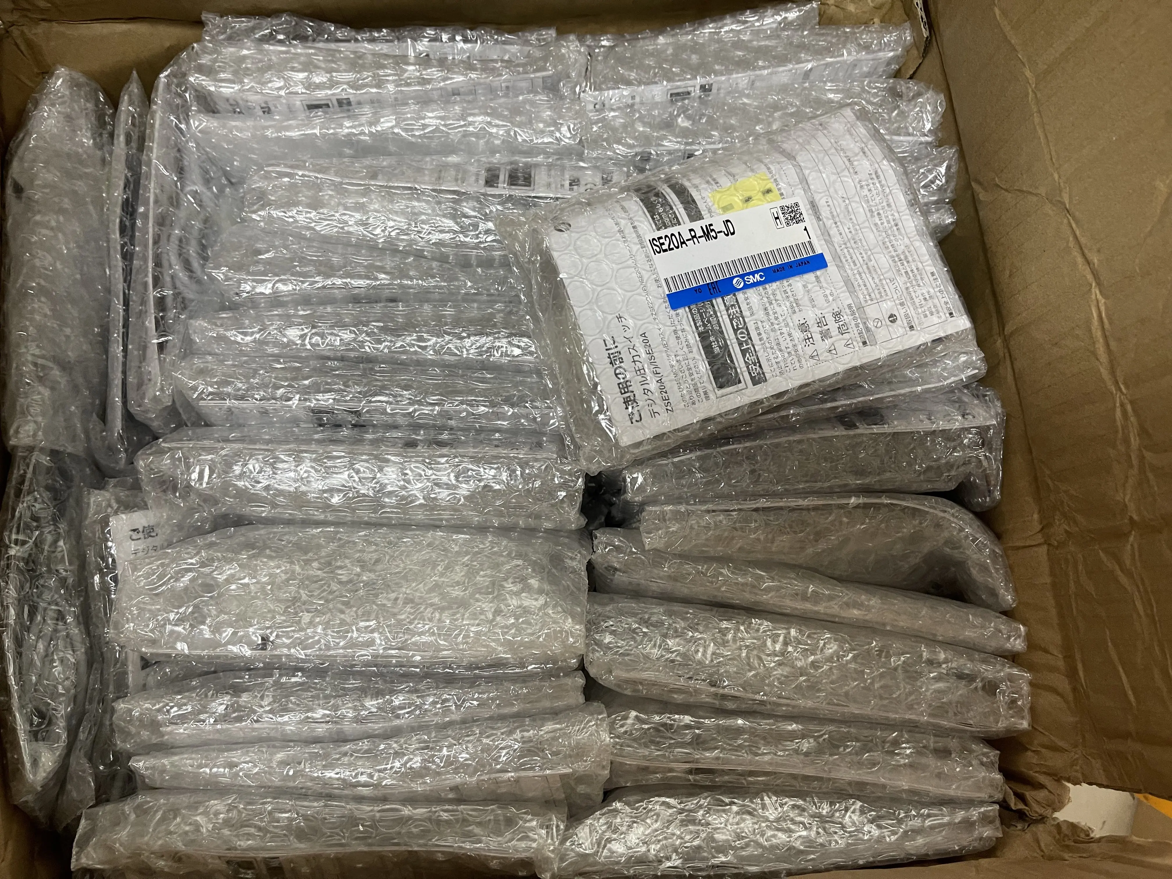 SMC Pneumatic Component ISE20A-R-M5-JD SMC Pneumatic Component ISE20A-R-M5-JD