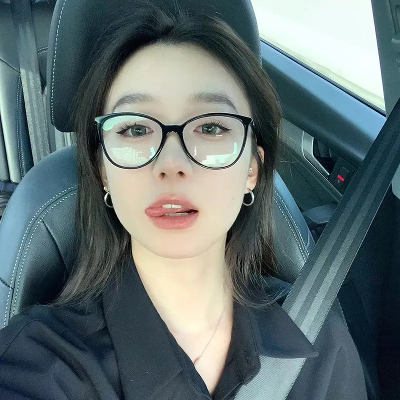 Glasses Trending In Korea DL Glasses Eyewear Fashionable Korean