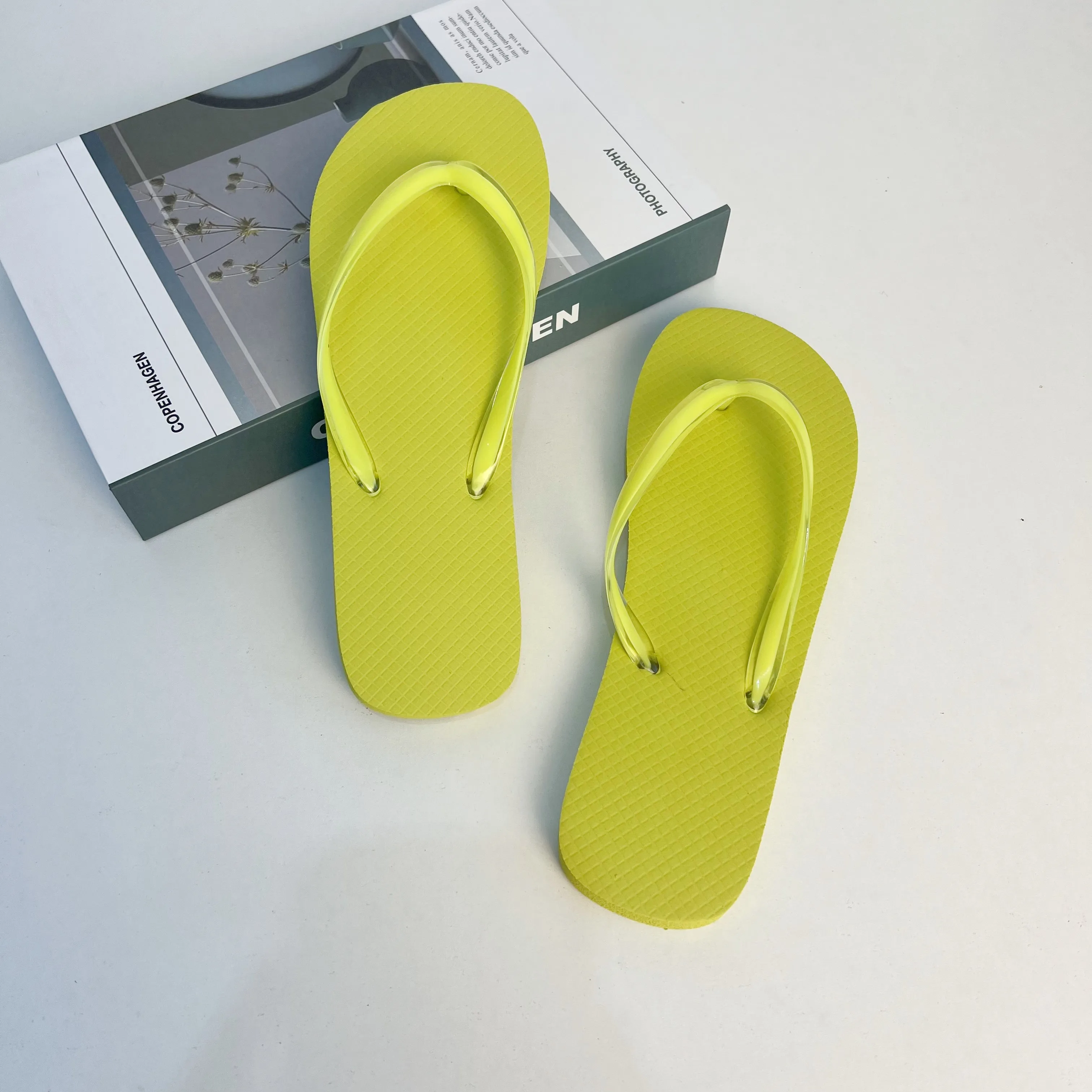 Comfortable Slippers Light Sandals Beach Wedding Flipflops Custom