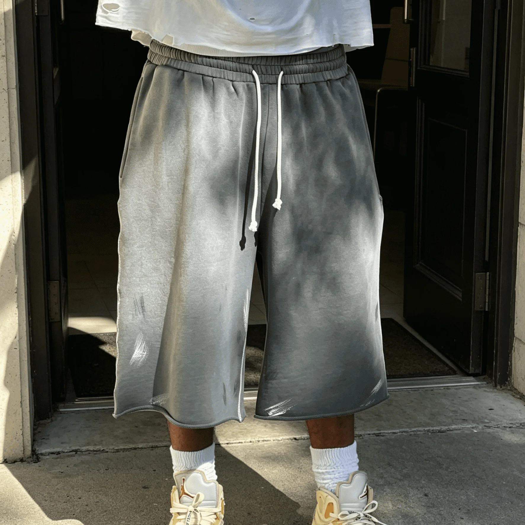 Wholesale Custom Logo Mens Grey Acid Washing Baggy Drawstring Raw Hem Basketball Streetwear Hip Hop Summer Sports Shorts