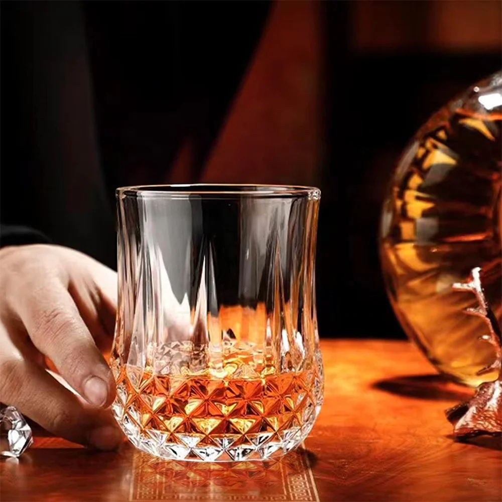 Verres à Whisky En Cristal Sans Plomb - Lot De 2 - 160 Ml - Fond Sphérique Rotatif - Rayures Verticales - 10