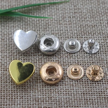 Manufacturer fashion metal alloy shiny gold color heart shape metal spring snap buttons