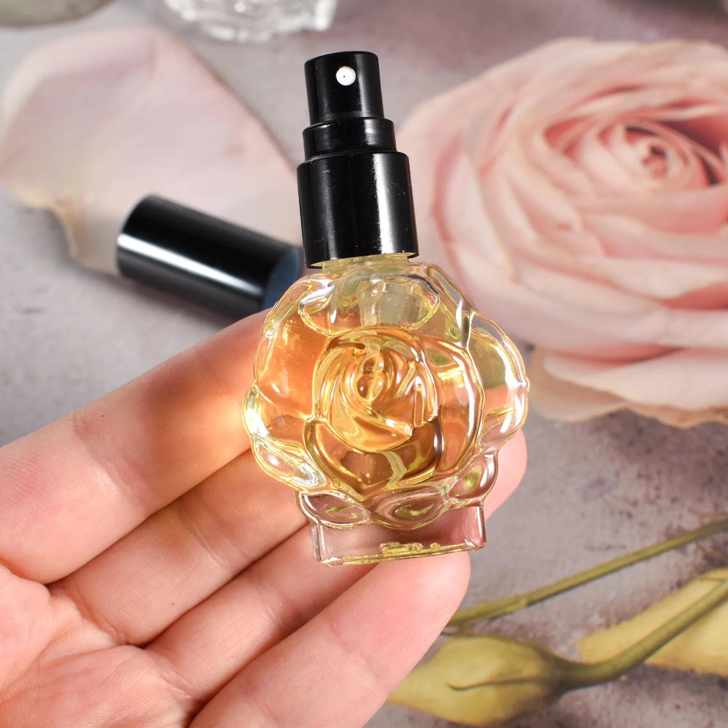 Factory Price Rose Shape Clear Refillable Sprayer Sample 10ml Perfume  Bottle With Screw Top for Women
