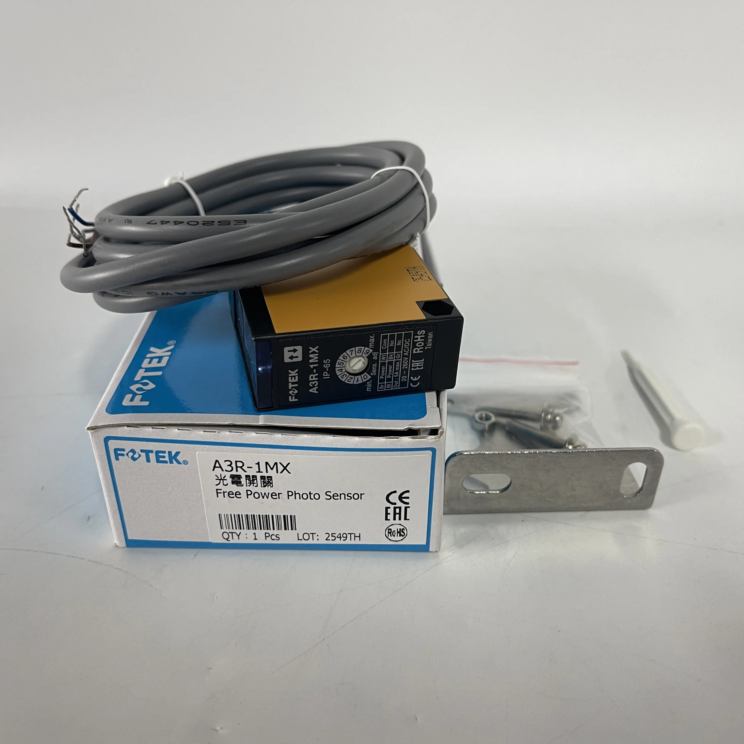 FOTEK Free Power Photo Sensor A3R-1MX FOTEK Free Power Photo Sensor A3R-1MX