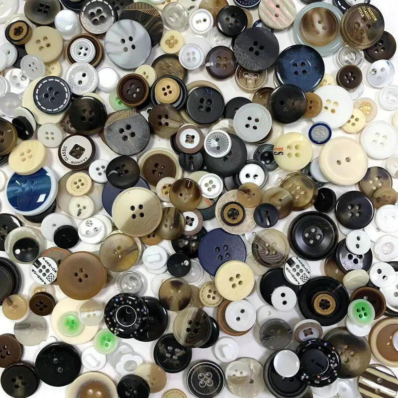 Wholesale Custom Plastic Horn Polyester Button / Plastic Resin Rod Buttons for Coat Shirt