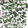 45 rosas blancas pequeñas