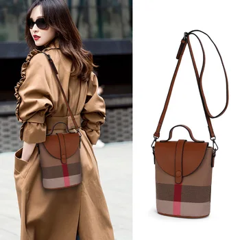 2025 High-End Trendy Mini Crossbody Leather Bag Stylish Plaid Design  Internet Celebrity Bag Promotional Tote Bags