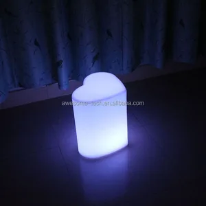 Outdoor Garden Patio Party Furniture Color Changing Rechargeable Plastic Heart Shaped Wedding Chairs for Valentine's Day