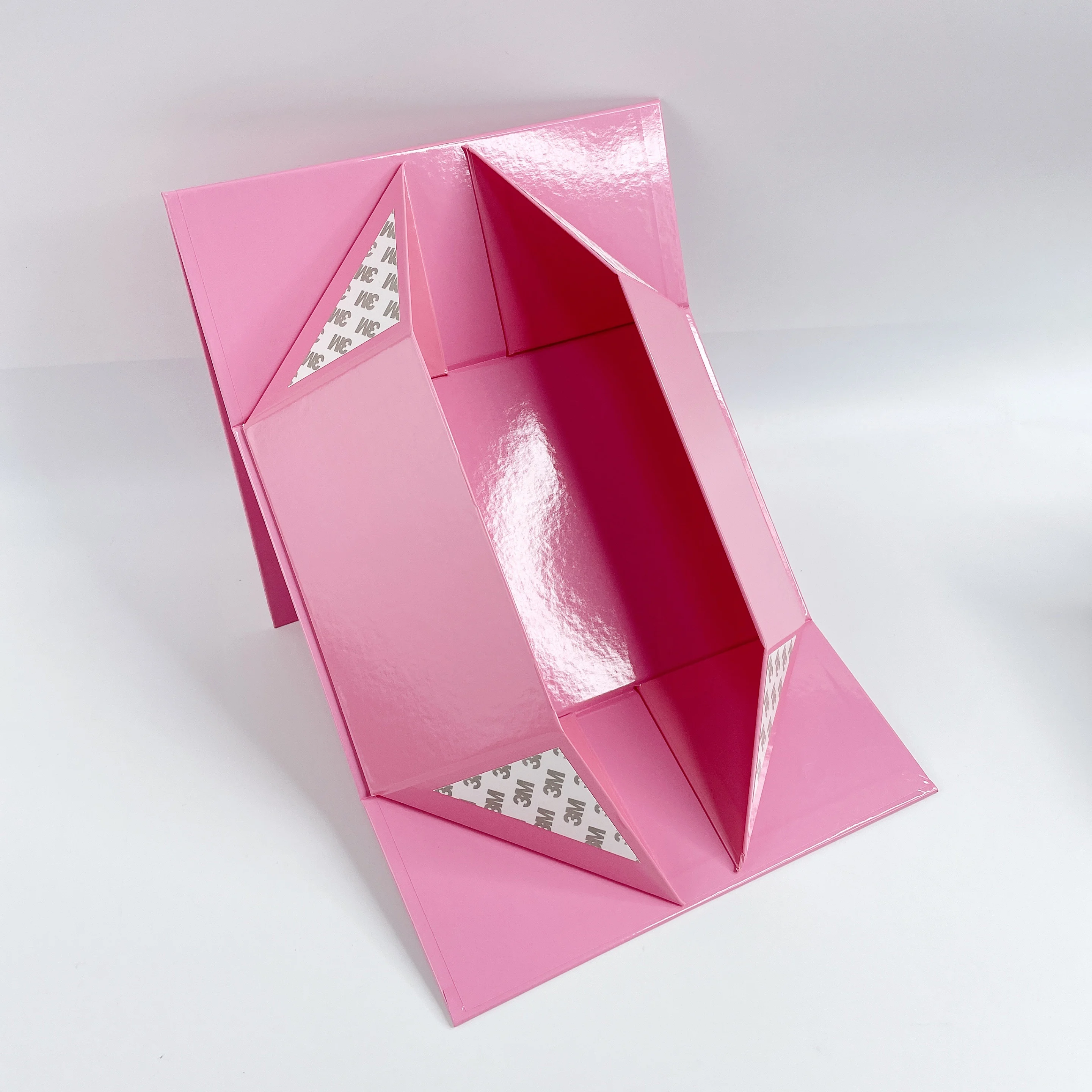 Custom Luxury Glossy Pink Package Folding Paper Box Magnetic Foldable Gift Box With Magnetic Lid