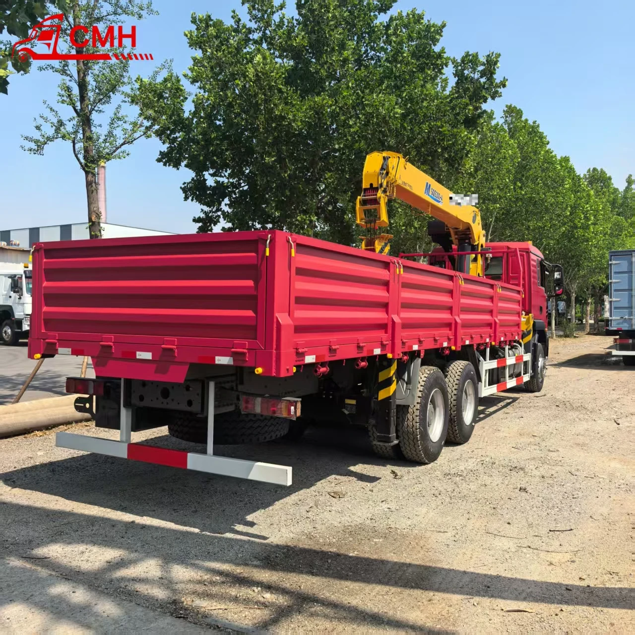 product sinotruk howotx 6x4 high horsepower 380hp 400hp 440hp crane mounted truck 6 wheeler 12ton gearbox pump motor core-2
