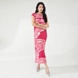 Miyake Women's Pleated Summer Dress Fashionable Elastic Fish Scale Slit Breathable 100% Polyester Short-Sleeved Casual Style