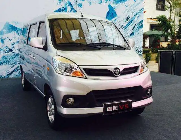 Foton v3. Китайские мини автобусы. Ниссан миниавтобус. Ниссан мини автобус. Китай.