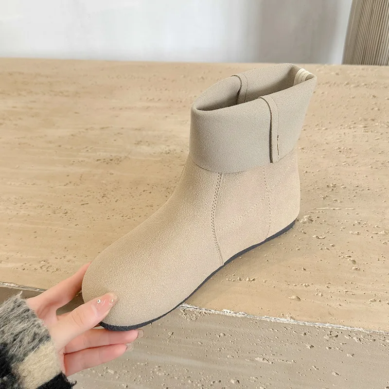 2024 Winter Cowhide Round Toe Boots Vintage Leather Loose Flat Heel Women Western Ankle Boots - Image 4