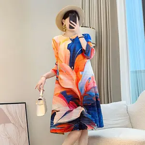 2025 New Pleated Printing Casual Ladies Dress High Fashion Temptation Factory Wholesale Plus Size Women's Dress