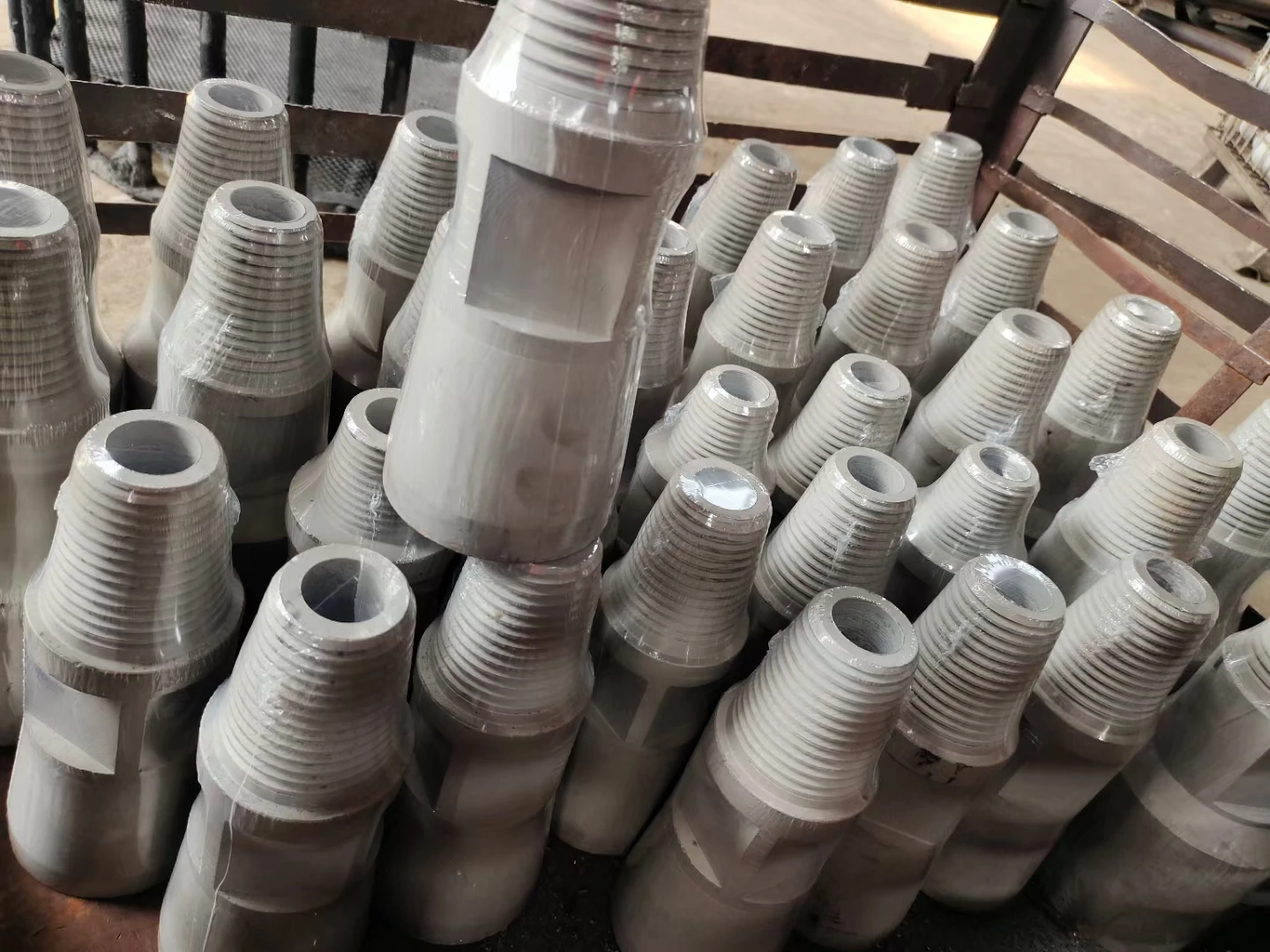 API Standard Tool Joint Connections Oil Drill Pipe Joints Drill Pipe ...