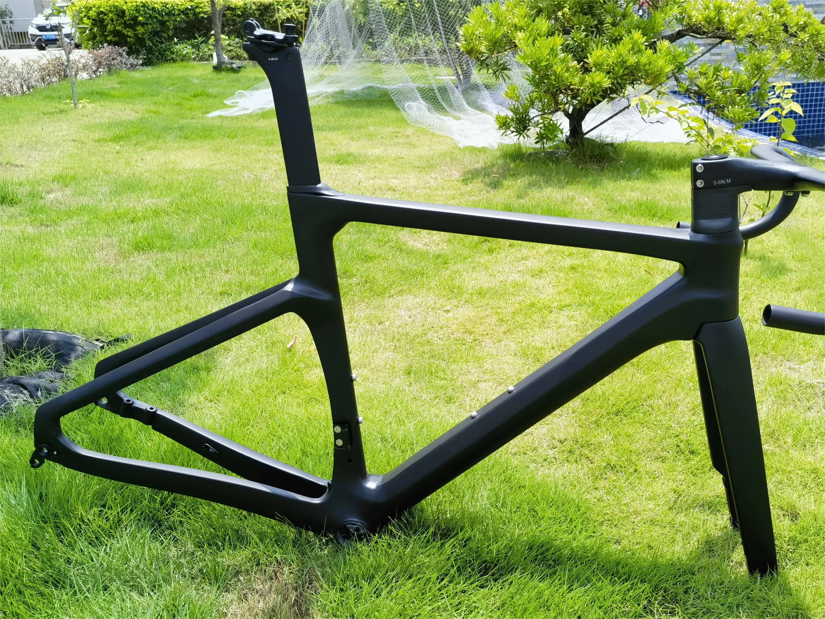 Oem Carbon Road Bike Frames Thru Axle 12*142mm Racing Carbon Fiber Disc