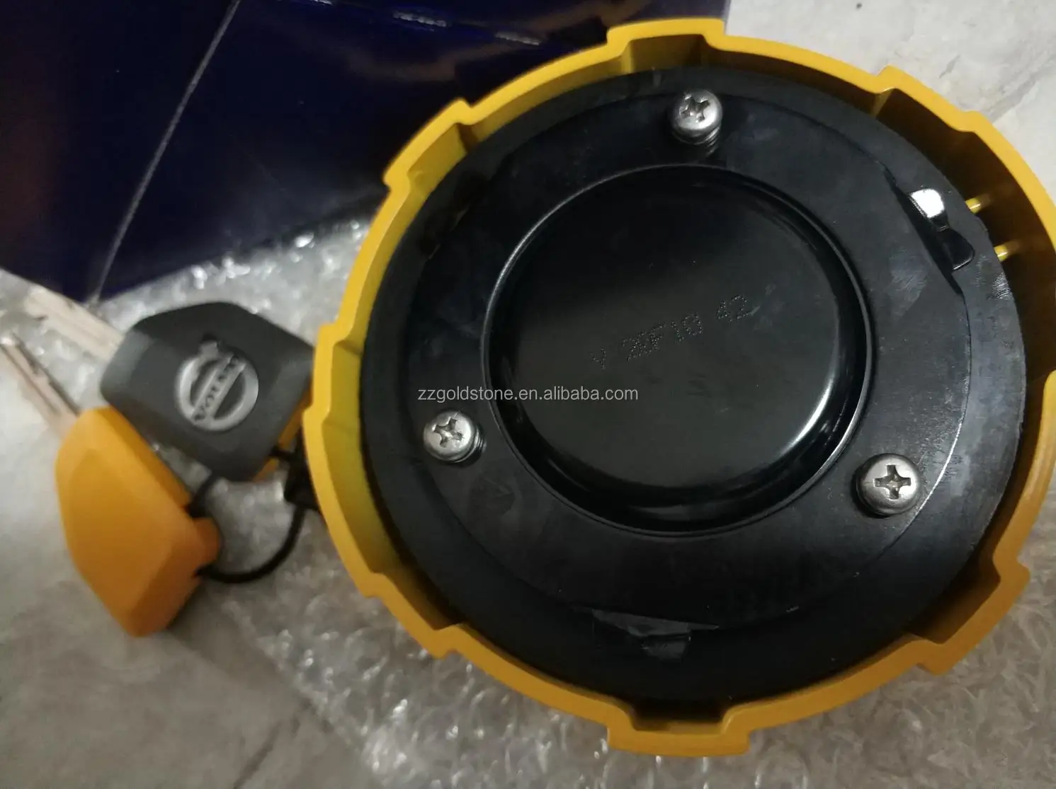 excavator ec380 ec480 ec160 filter cover 14720143 14681449 