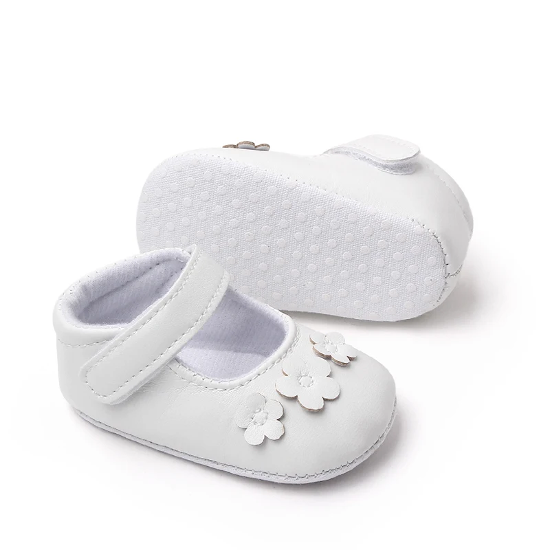 Spring and Autumn New Girl Baby Pure White Cute Flower PU Leather Baby Princess Walking Shoes for Girls supplier