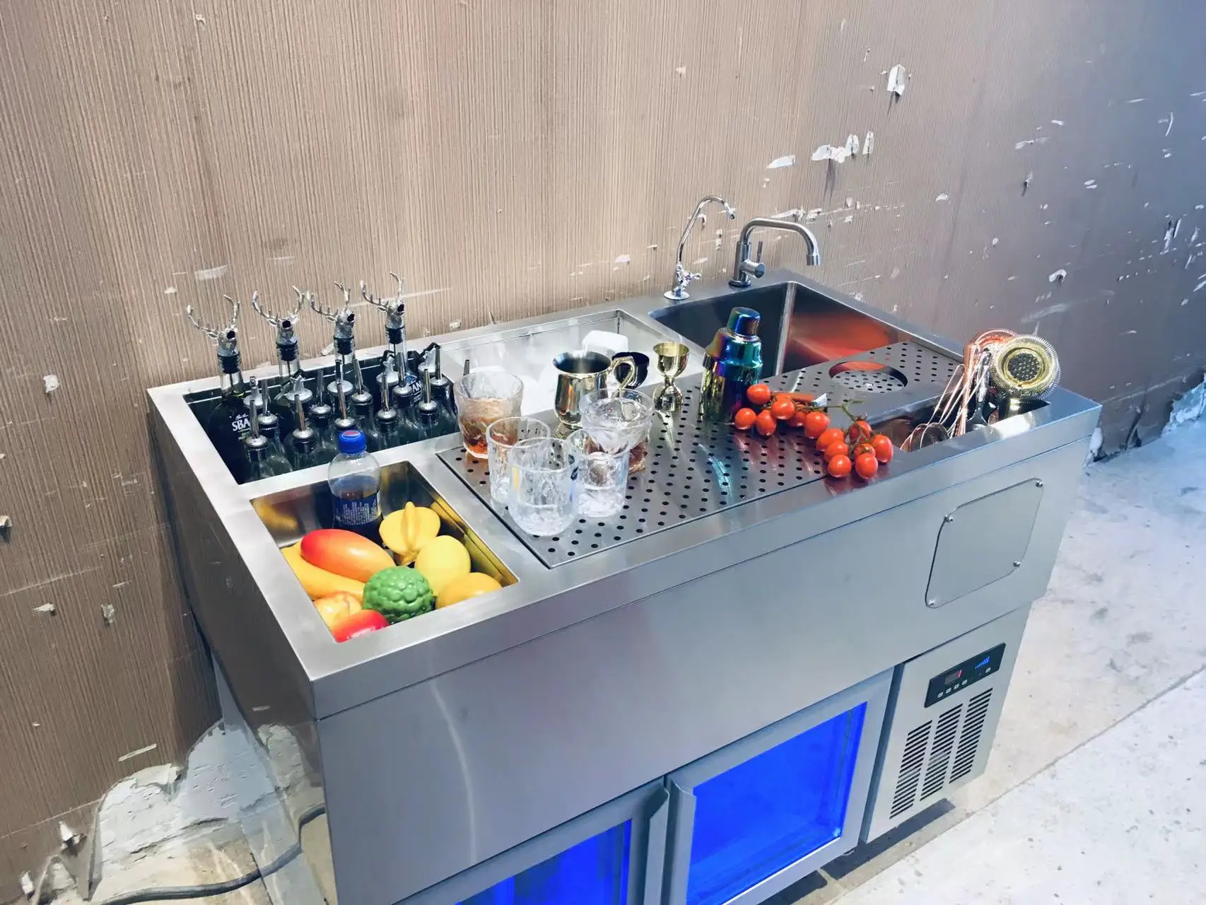 Professional Manufacturers One Stop Solution Customization Stainless Steel Cocktail bar Station with Under LED Blue Light Fridge