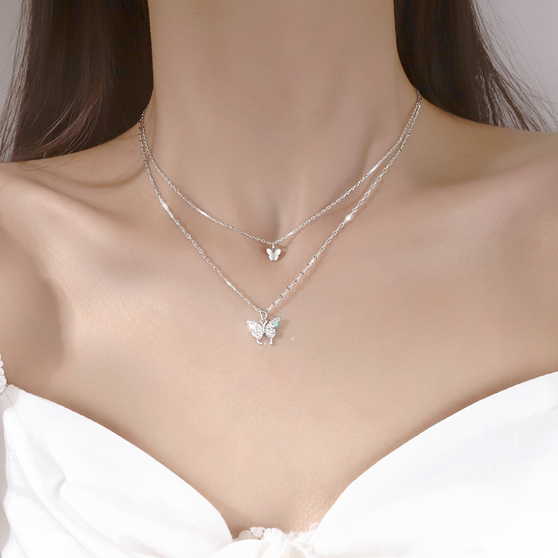 Collana con ciondolo a forma di farfalla in argento sterling 925 con