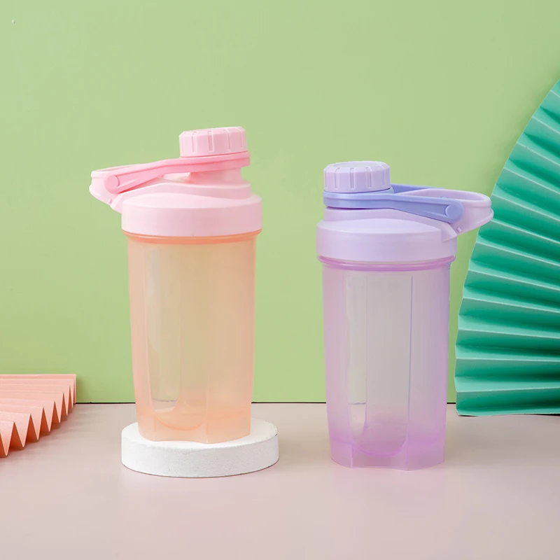 2 Bouteilles Shaker 20 Oz Transparentes – Couvercle étanche, Idéales Sport, Voyage, Randonnée