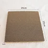Les dimensions de la version barre chocolatée sont de 29,5*29,5*2 cm.