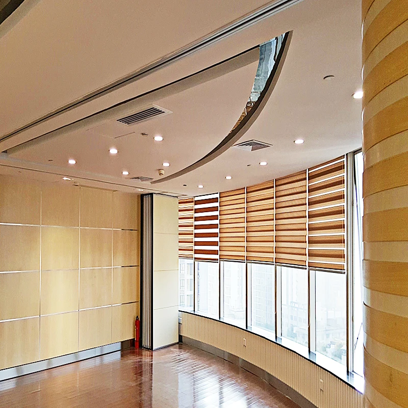 Выдвижная перегородка