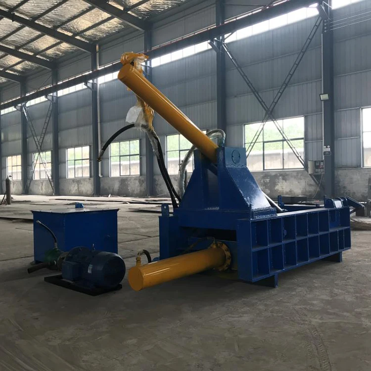 Горизонтальная гидравлическая машина для брикетирования металла/пресс-подборщик отработанного металла