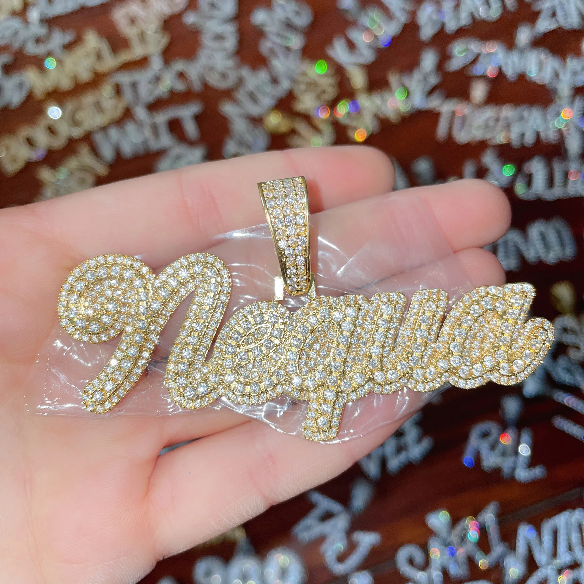 Customizable Name Necklace Pendant Chain Pink Hiphop Personalized Jewelry Gold CZ Custom Brush Cursive Letter Zircon Brass