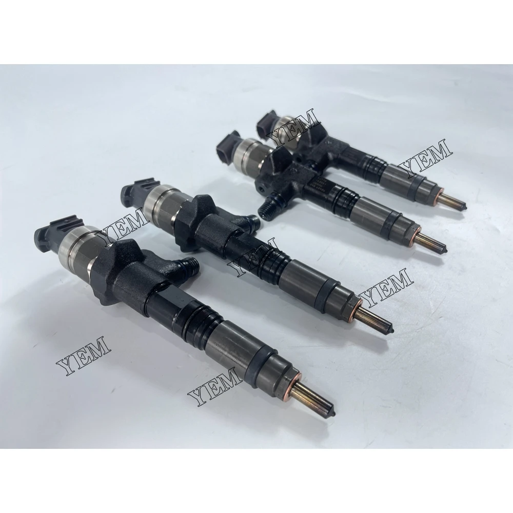 V3307 Fuel Injector 1J770-53074 for Kubota 2