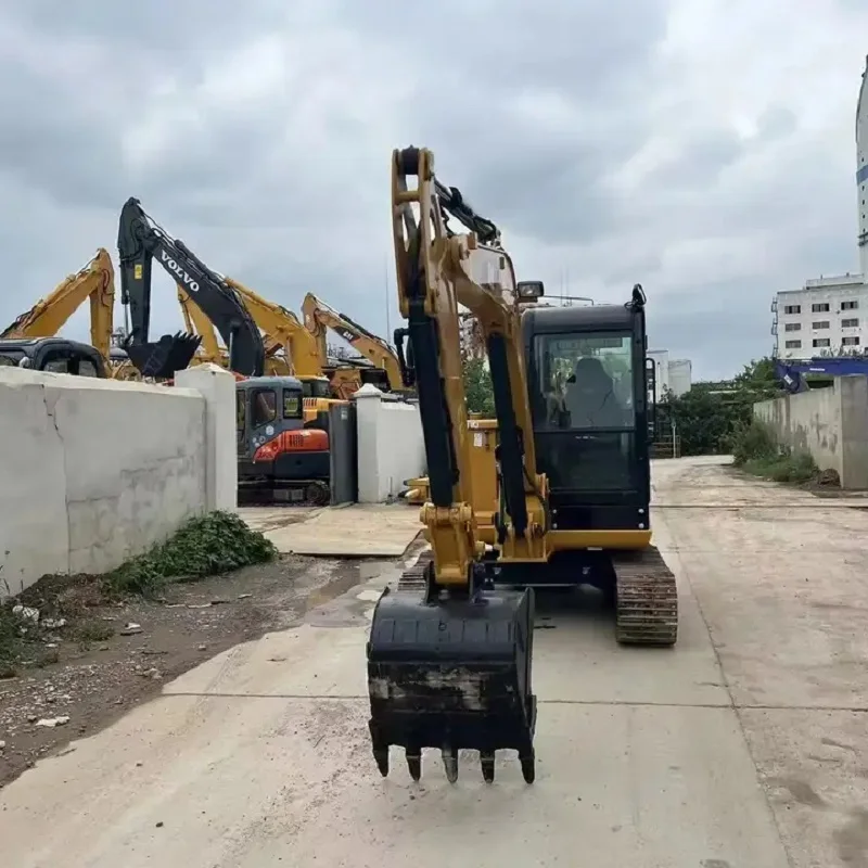 Very Good Condition Original Design Used CAT 305 Mini  Small Excavator