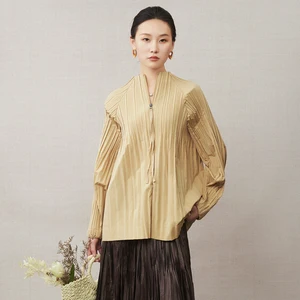 2025 Latest Design Women's Elegant Top High-Quality Casual T-Shirt Miyake Pleated Top Polyester Fabric One Size