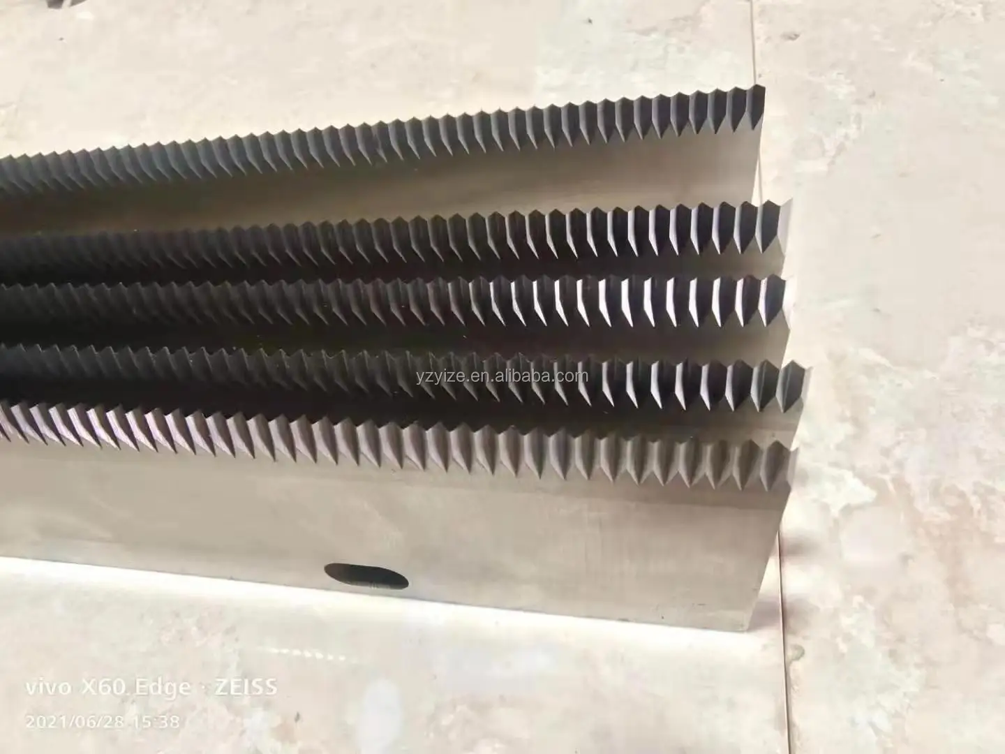 Electric Layer Strip Cutter Cloth Swatch Fabric Sample Cutter Fabric