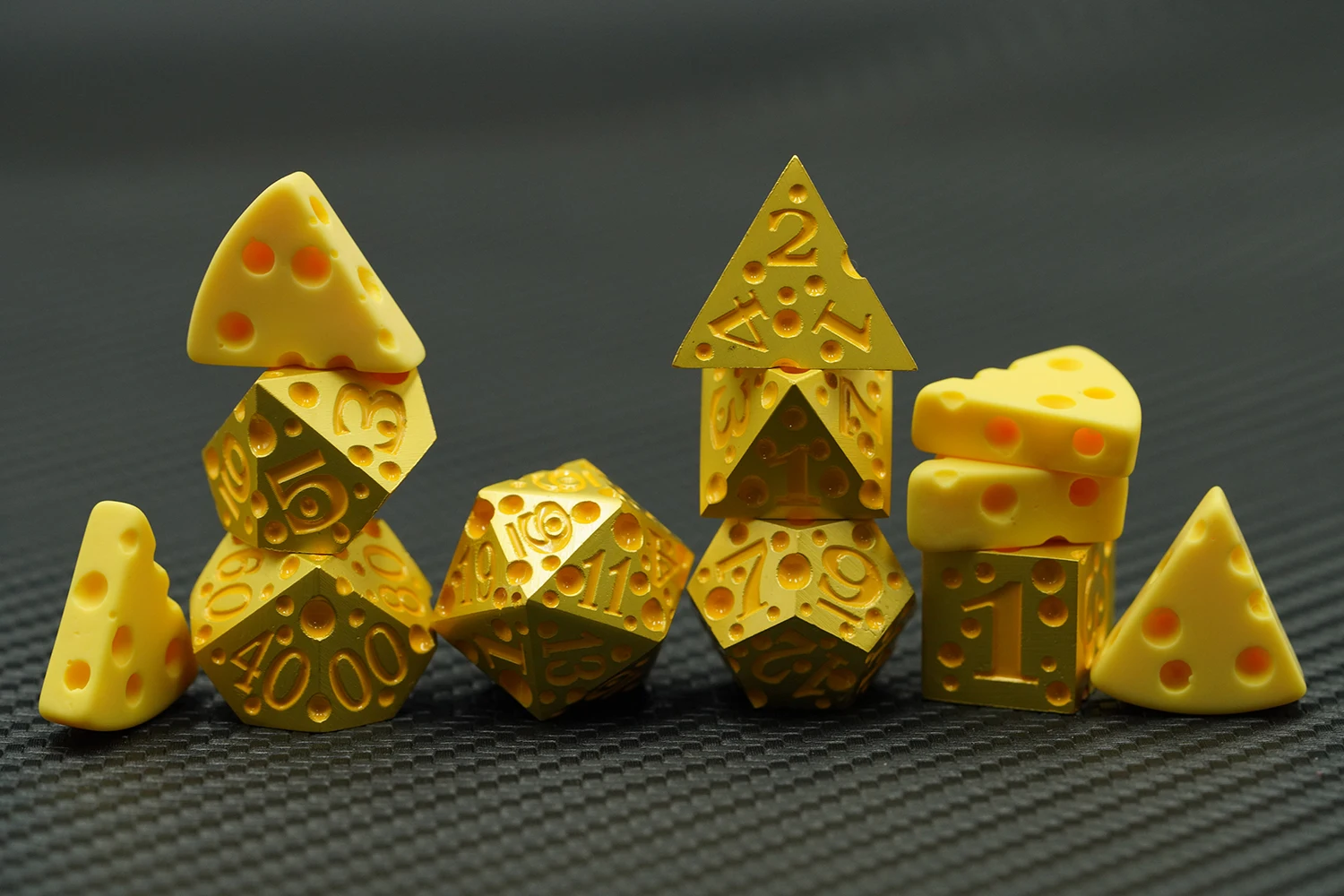 D20 Polyhedral Gold Cheese Dice Set with Custom Logo Size Metal & Plastic Zinc Alloy for DND Games manufacture