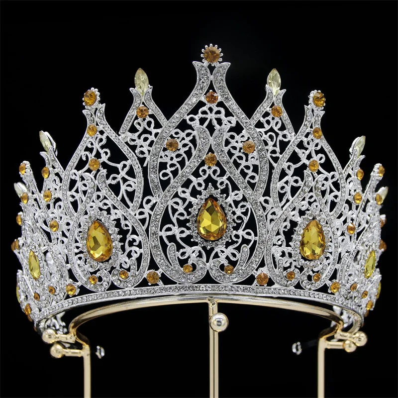洋書 World Crowns & Talers Standard Catalog of World Crowns and Talers: From 1601 to