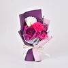 Mazzo di 3 fiori viola-rosso