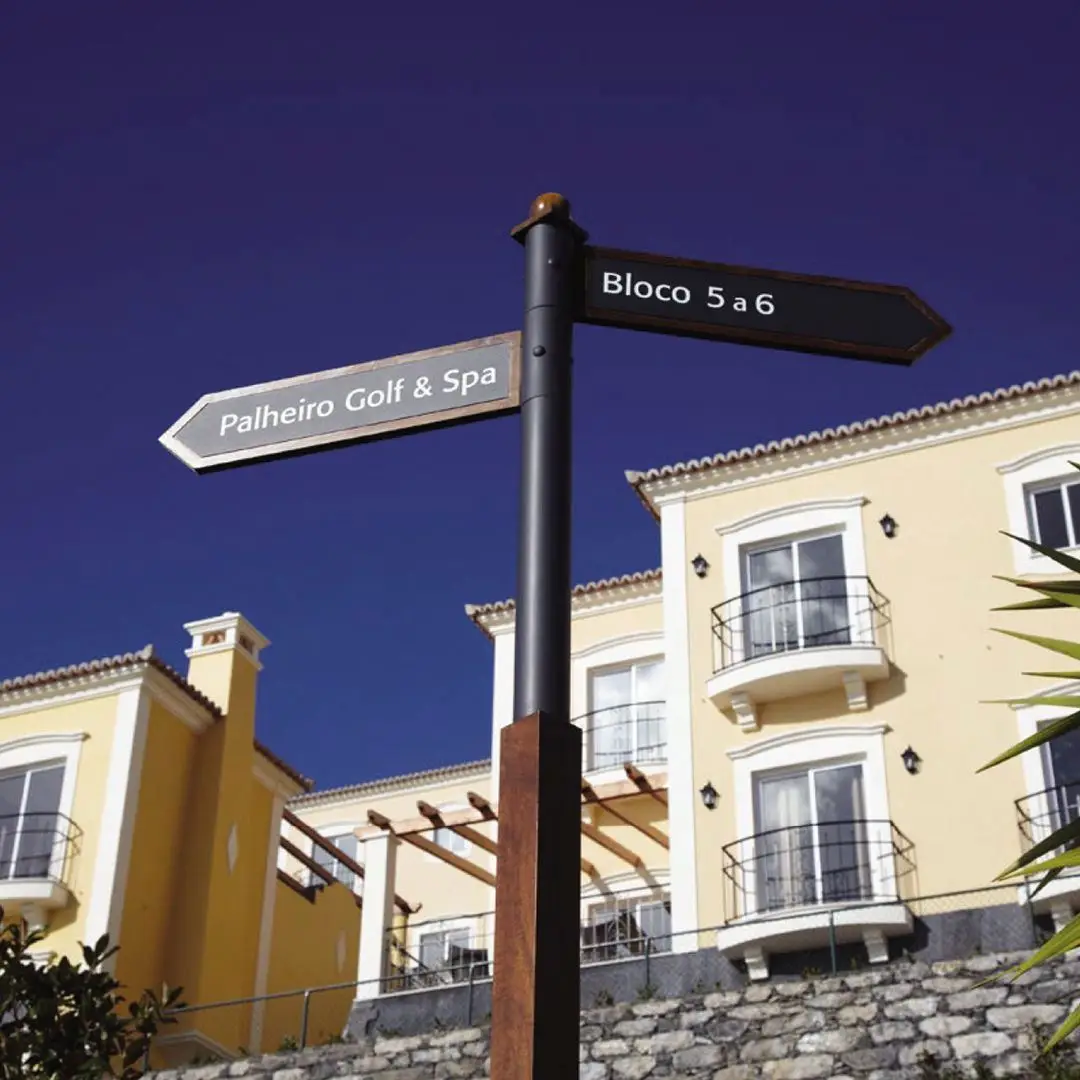 Новый дизайн Brandnewsign большой пилон с пользовательской графикой сделано в Китае