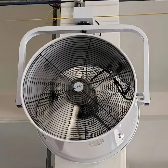 Mounted Oscillating Mist Fan, Wall, 500mm - detail 2