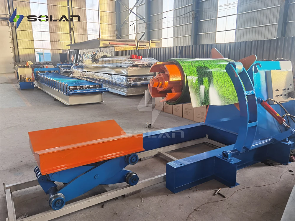 Customized Design Stud and Track Light Kneel Roll Forming Machine with PLC System details