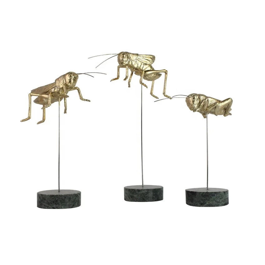 Resina moderna inseto animal escultura adesivos de ouro pequenas decorações com mármore