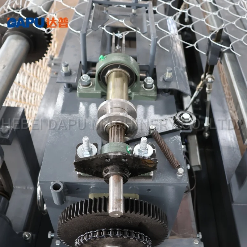 China Supplier Cheap Price Chain Link Fence Making Machine