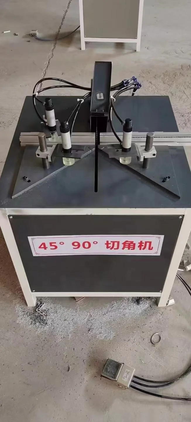 Hydraulic 45 ° 90 ° Angle Cutting Machine Aluminium Photo Frame Corner ...