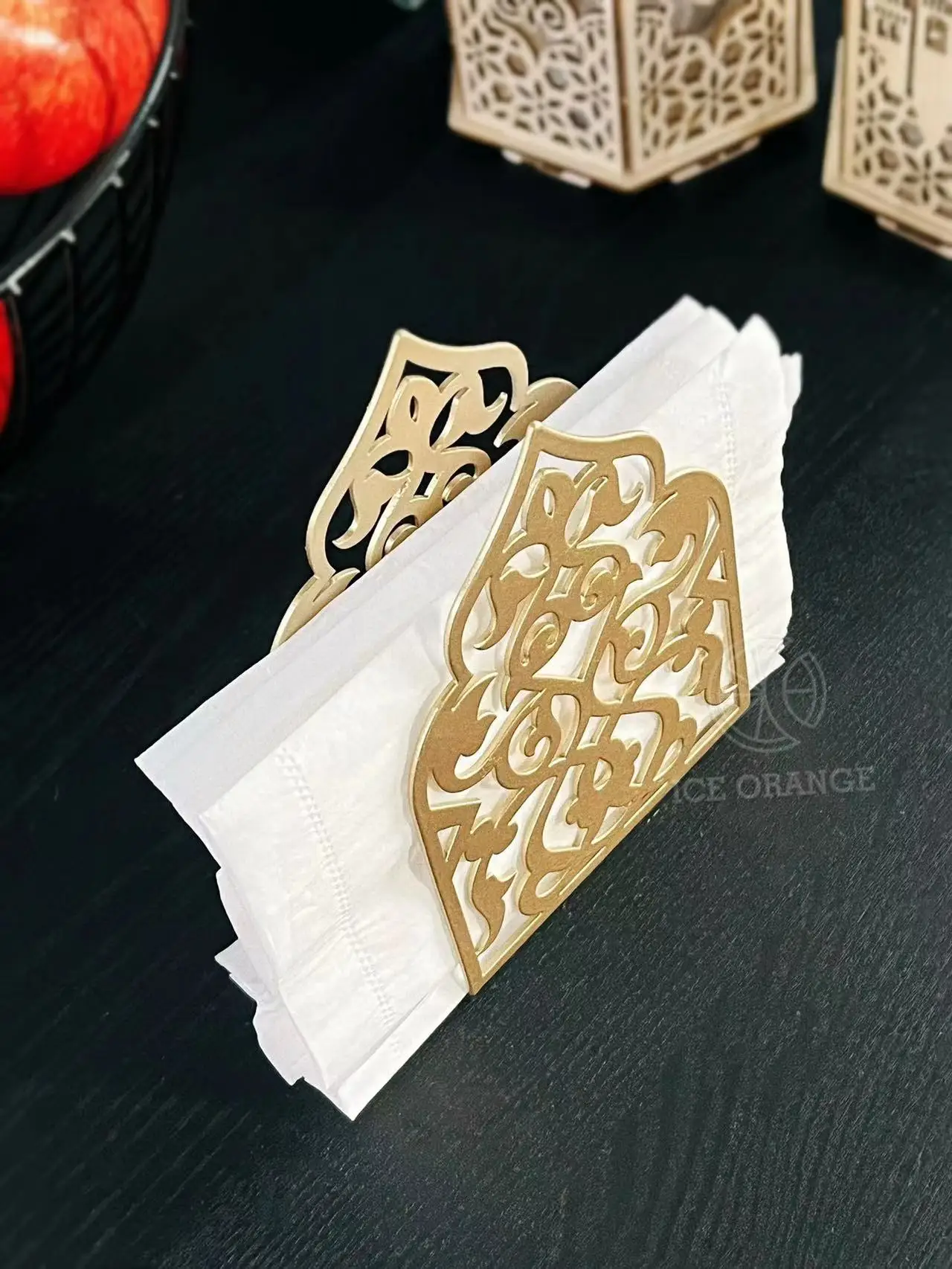 2023 Ramadan Kareem Flat Wooden Base Serviette Napkin Holder Gold Arm With Luxurious Packaging for Dining Table