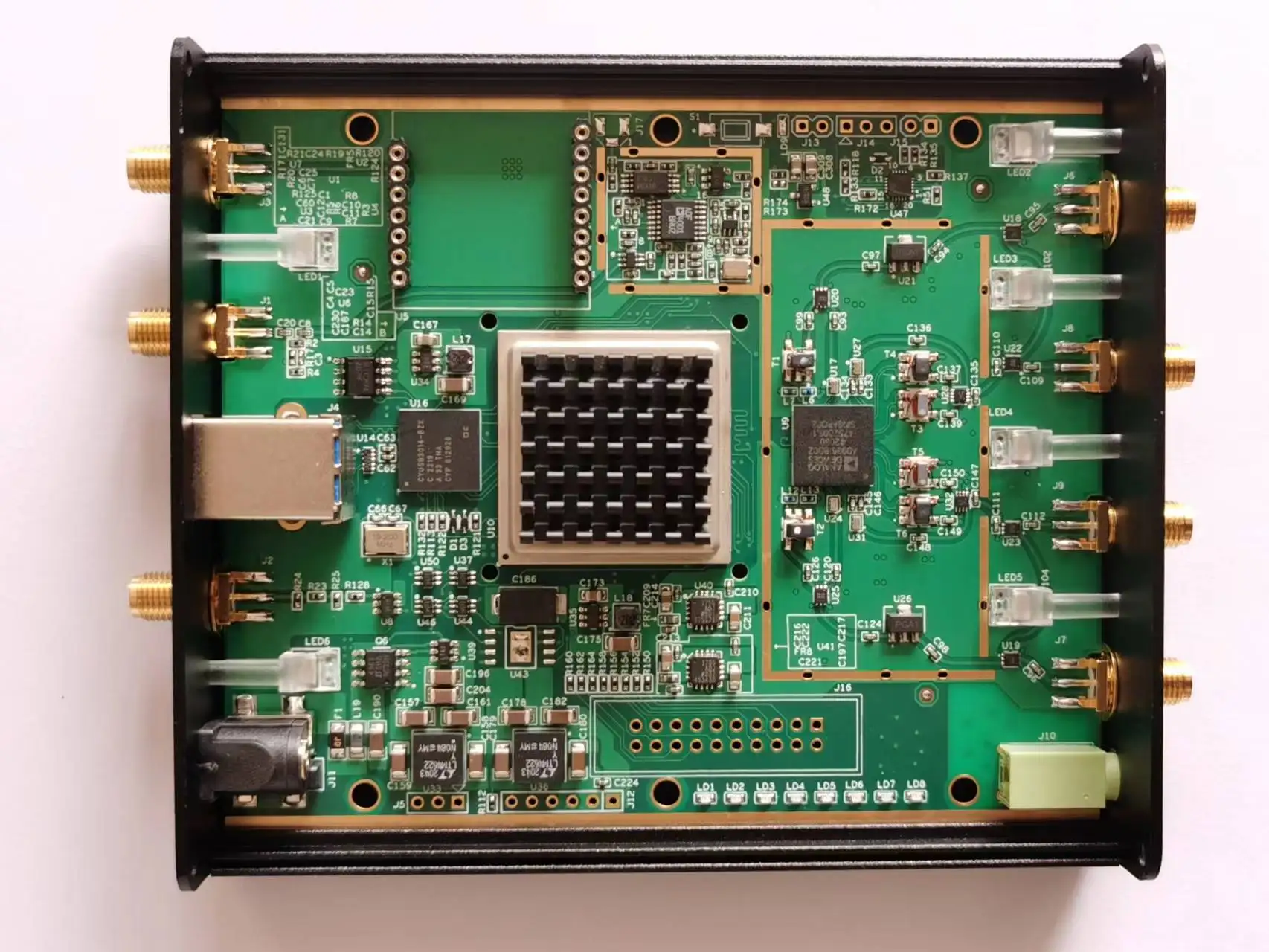 Uhd usrp. Usrp b200. usrp.