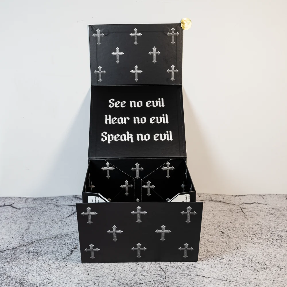 product elegant religious cultural angles anti scratch matte film uv printing coated paper folding magnetic rigid bible item gift box-4